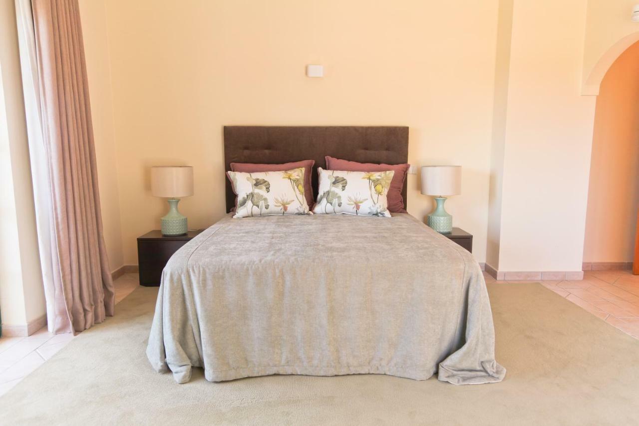 Charming Exceptional Golf Villa In Algarve Фару Екстер'єр фото
